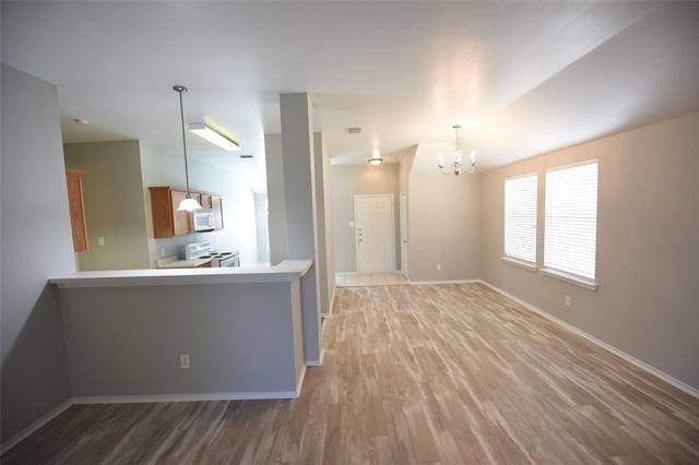 421 Stanley Falls Drive - Photo 4