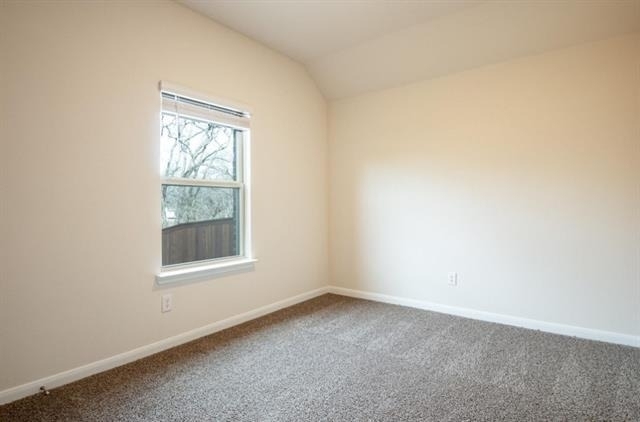 3936 Oak Creek Circle - Photo 11