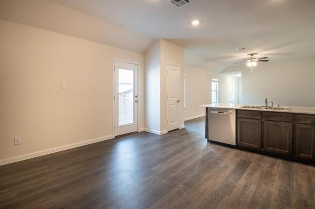 3936 Oak Creek Circle - Photo 7