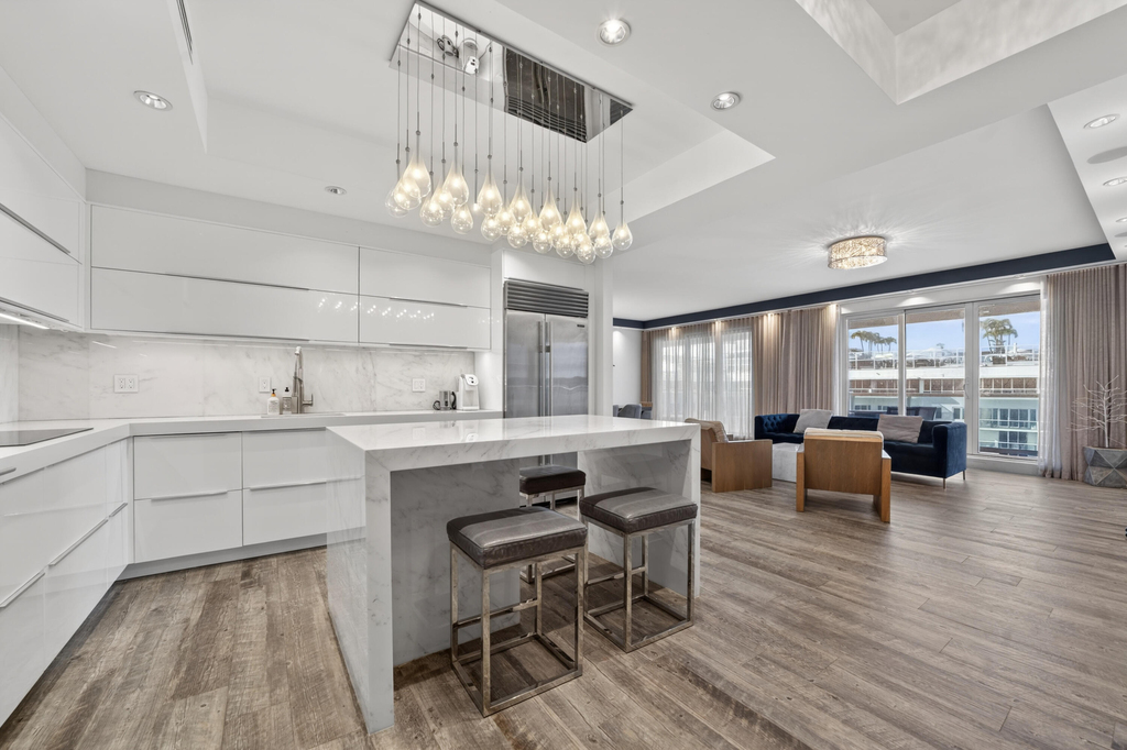 2301 Collins Avenue - Photo 26