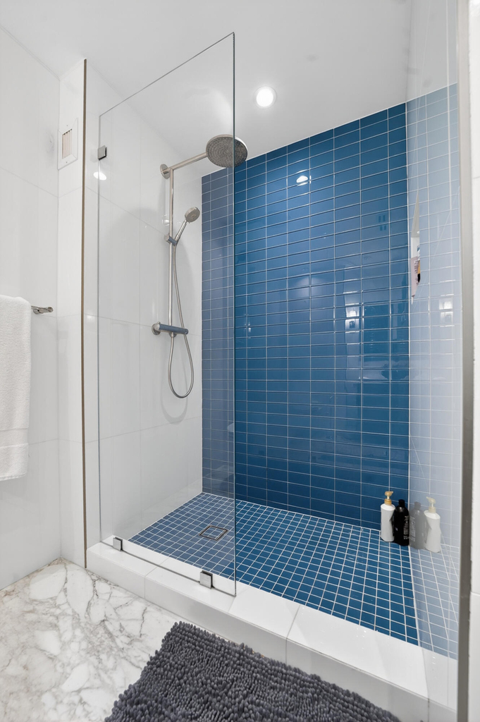 2301 Collins Avenue - Photo 29