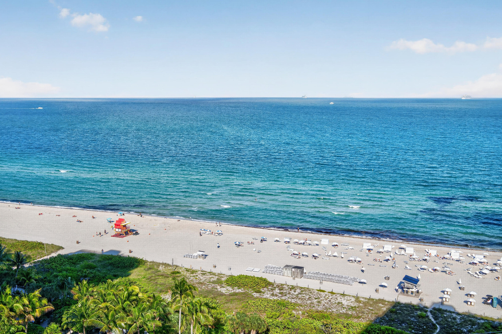 2301 Collins Avenue - Photo 31
