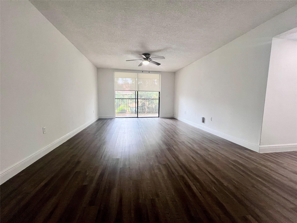 17350 Nw 68th Avenue - Photo 2