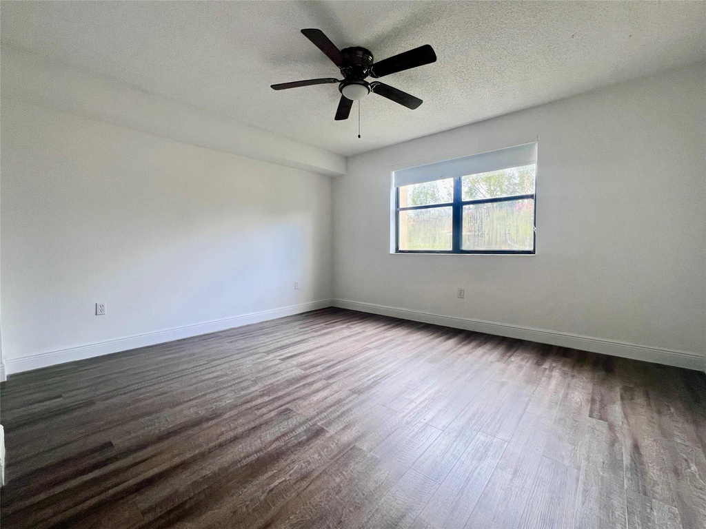 17350 Nw 68th Avenue - Photo 5