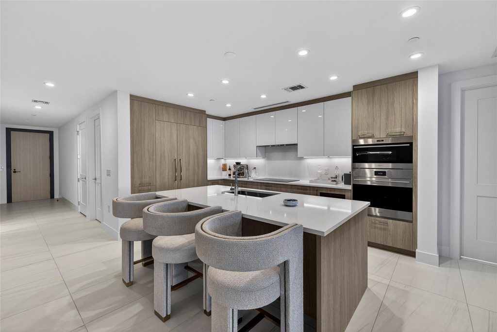 153 N Seabreeze Boulevard - Photo 12
