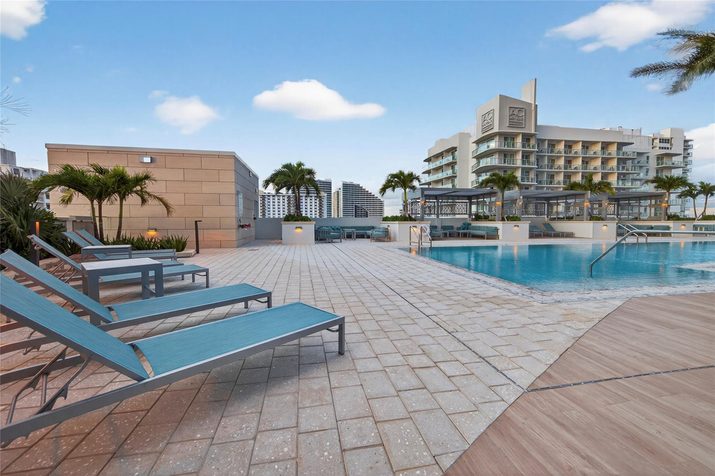 153 N Seabreeze Boulevard - Photo 41