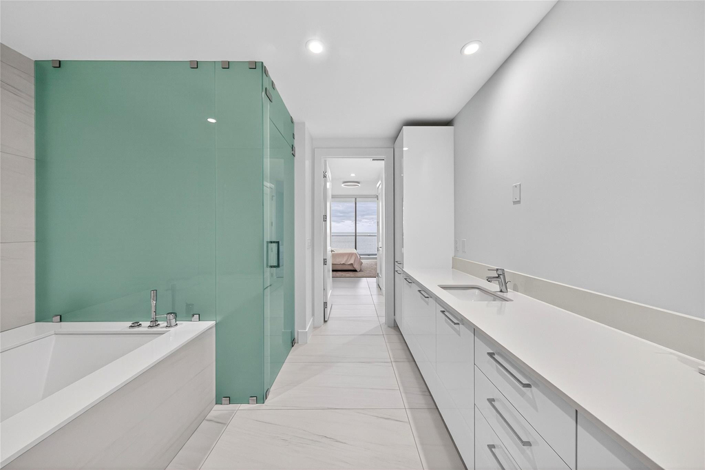 153 N Seabreeze Boulevard - Photo 21