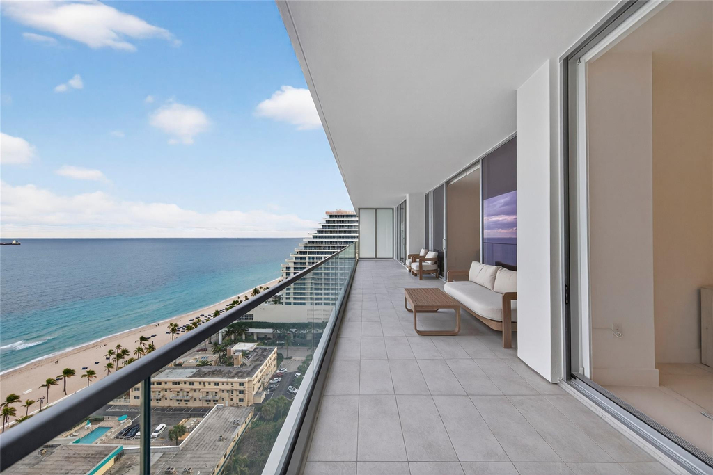153 N Seabreeze Boulevard - Photo 3