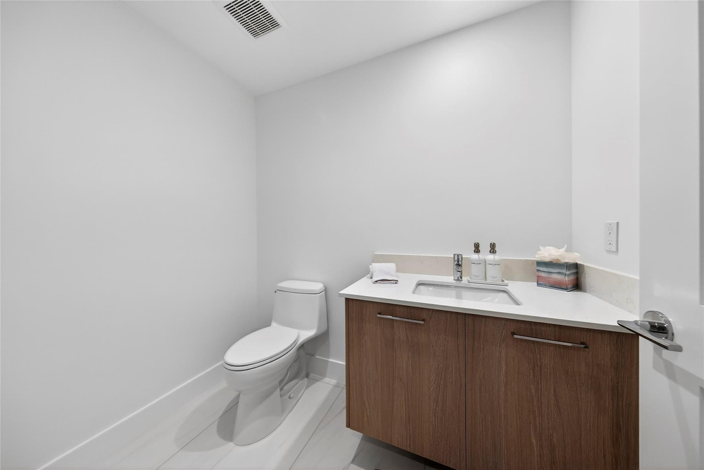 153 N Seabreeze Boulevard - Photo 28