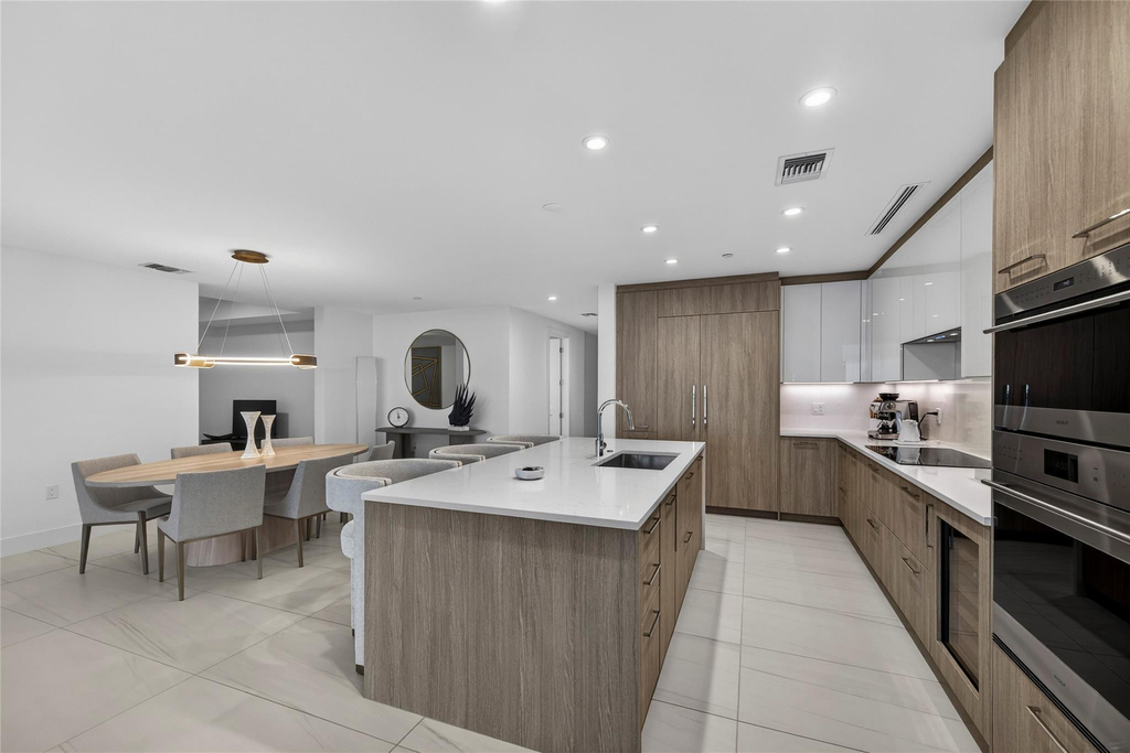 153 N Seabreeze Boulevard - Photo 7