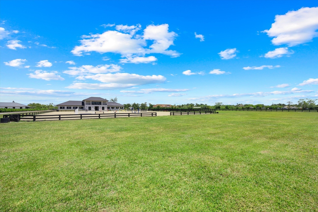 16175 Deer Path Lane - Photo 33
