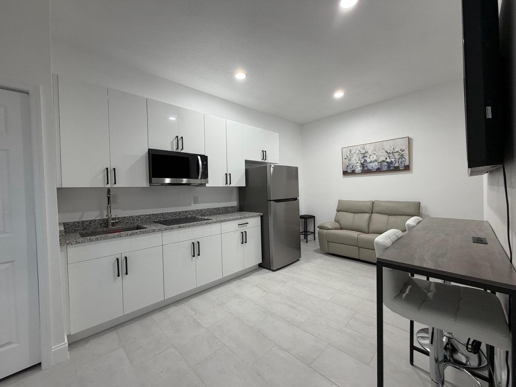 3418 Sw Englewood Street - Photo 32