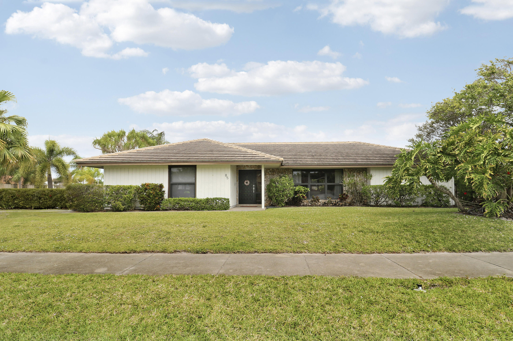 85 Hickory Hill Road - Photo 0