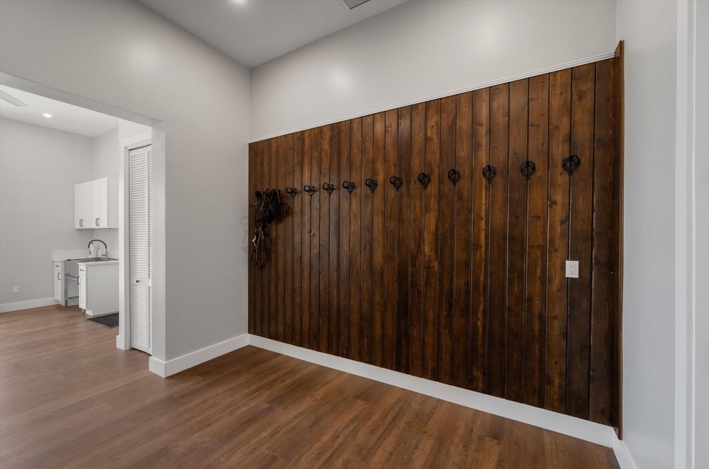 16175 Deer Path Lane - Photo 7