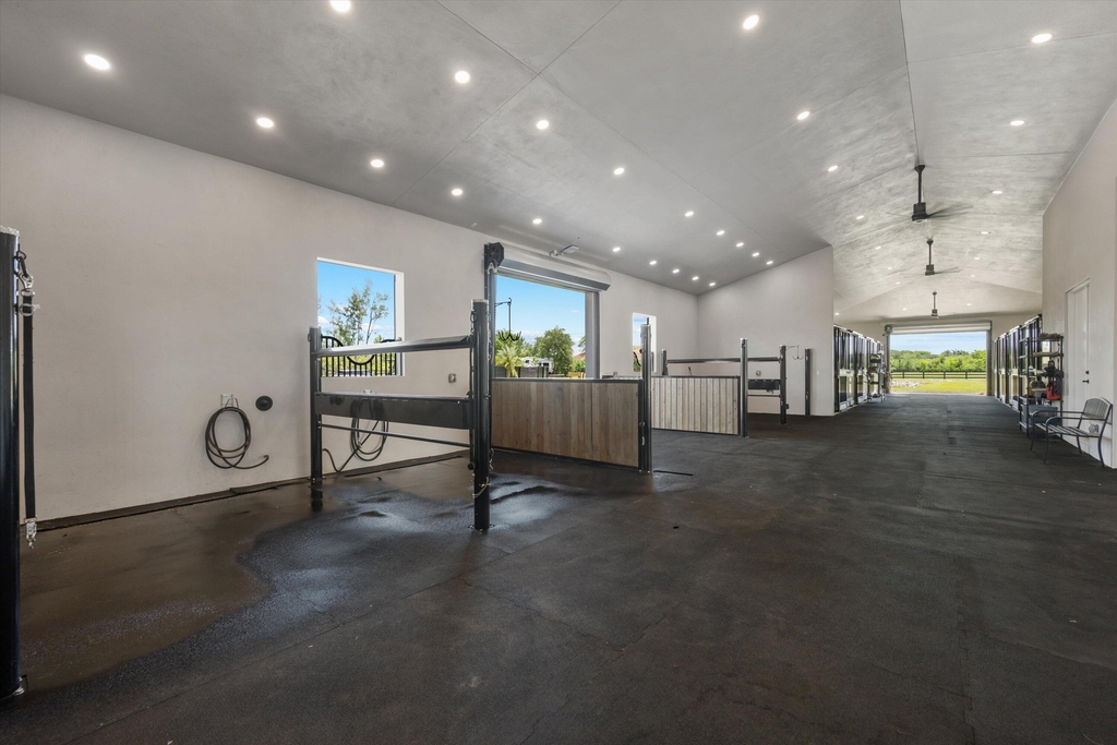 16175 Deer Path Lane - Photo 19