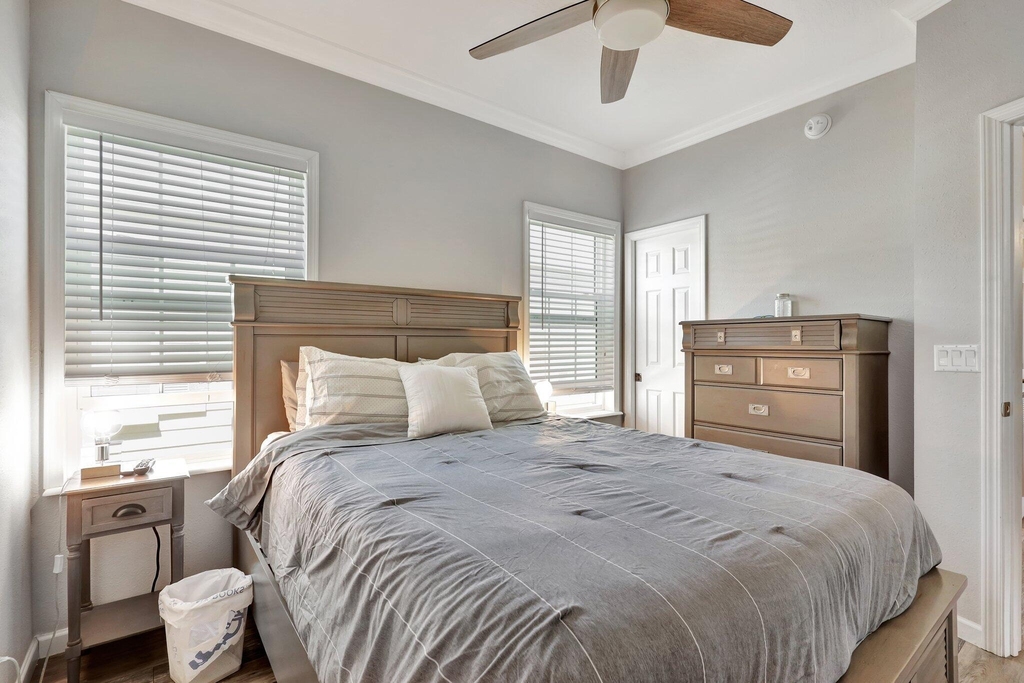 10701 S Ocean Drive - Photo 17