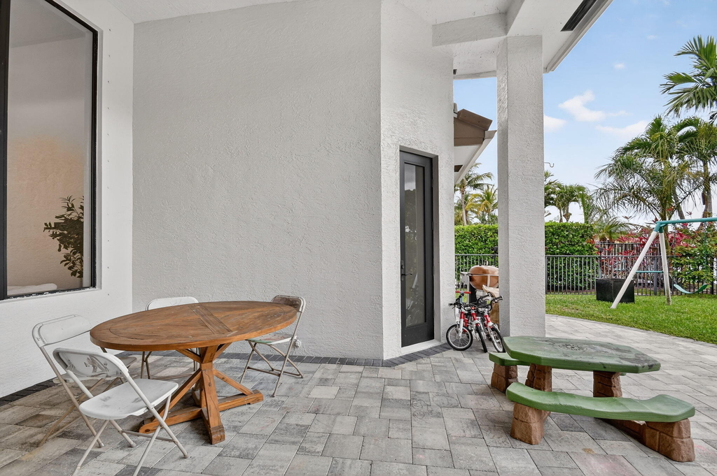 10337 Trianon Place - Photo 67