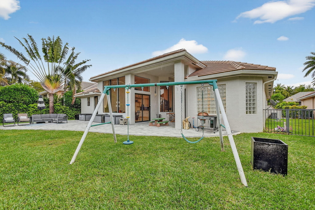 10337 Trianon Place - Photo 71