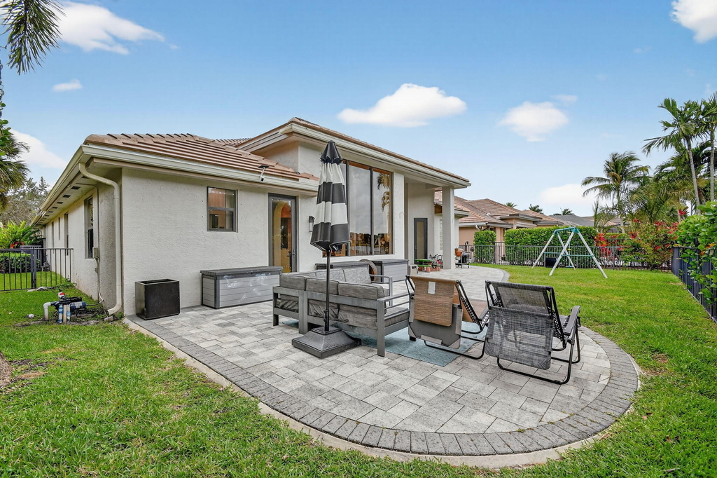 10337 Trianon Place - Photo 73