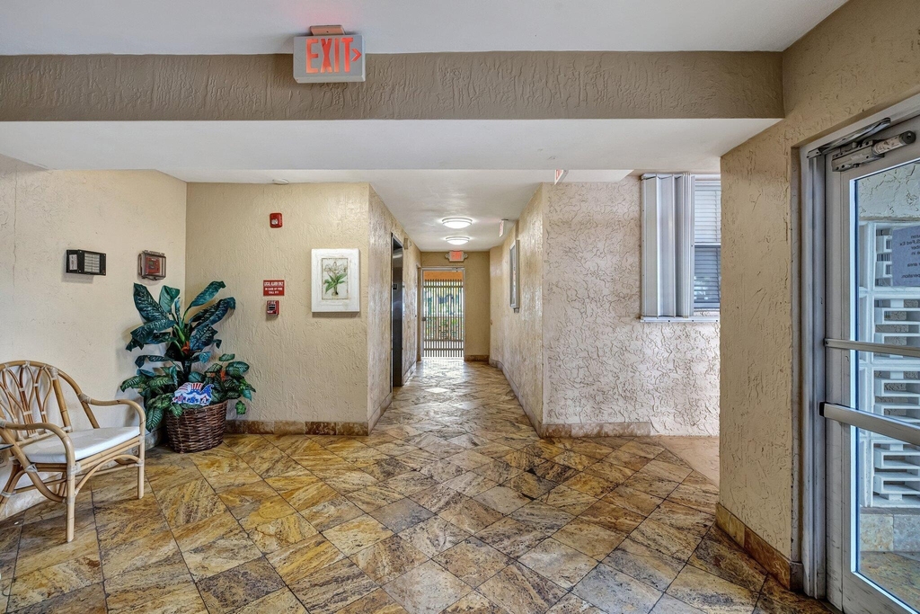 1777 Se 15th Street - Photo 28