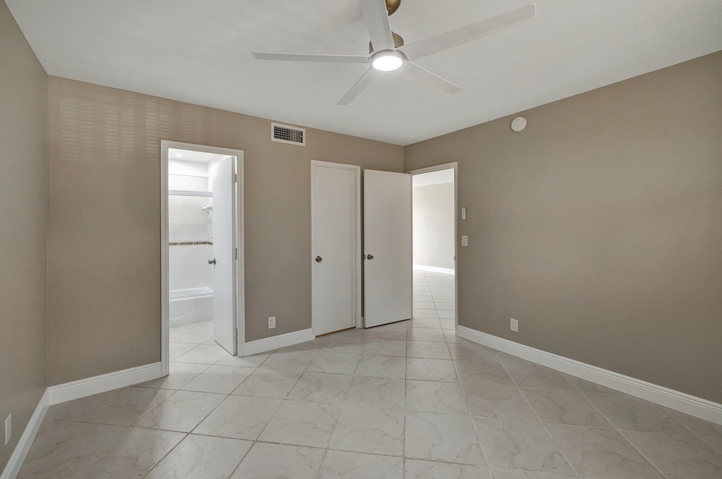 1777 Se 15th Street - Photo 18