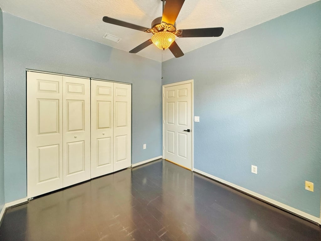 2400 E Aragon Boulevard - Photo 25