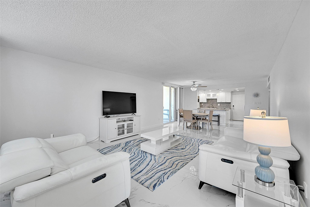 1401 S Ocean Drive - Photo 6