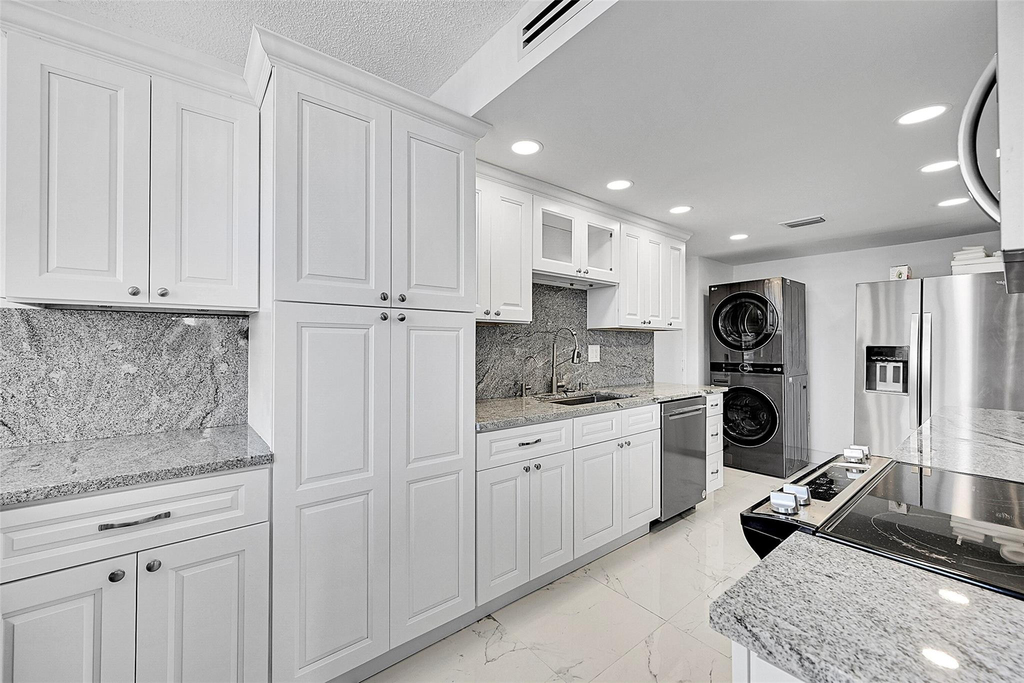 1401 S Ocean Drive - Photo 12