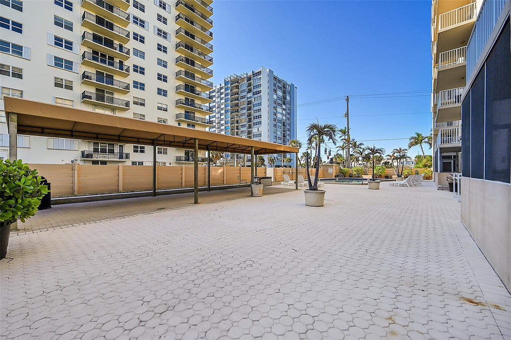 1401 S Ocean Drive - Photo 42