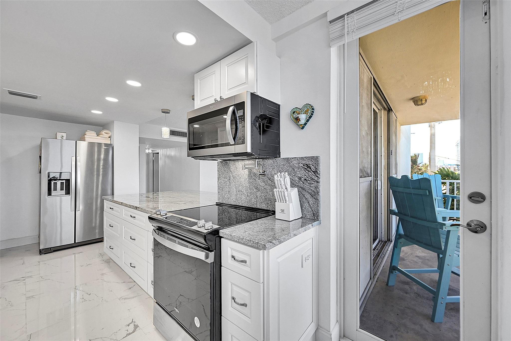 1401 S Ocean Drive - Photo 13