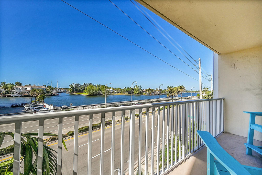 1401 S Ocean Drive - Photo 28