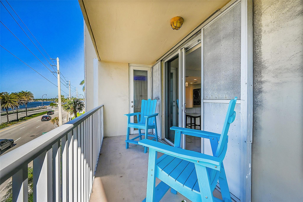 1401 S Ocean Drive - Photo 29