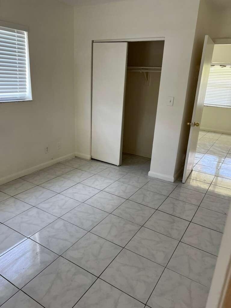 700 Nw 3rd Avenue - Photo 1