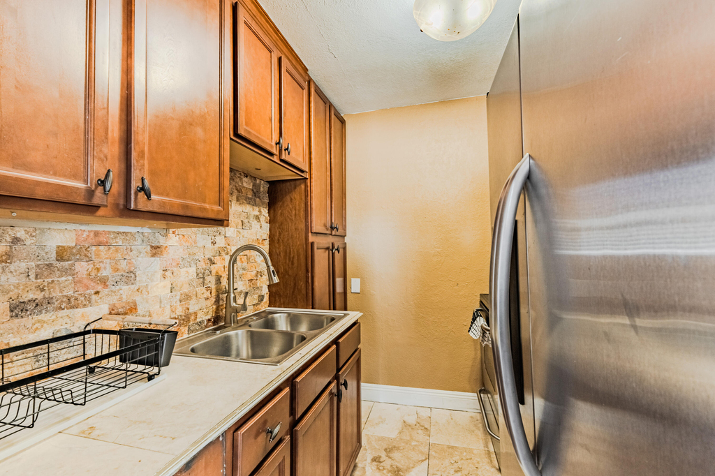 112 W 34th Street - Photo 13