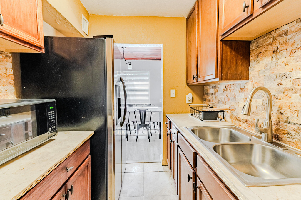 112 W 34th Street - Photo 15