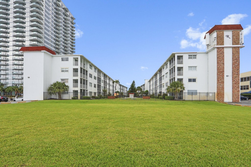 4500 N Flagler Drive - Photo 1