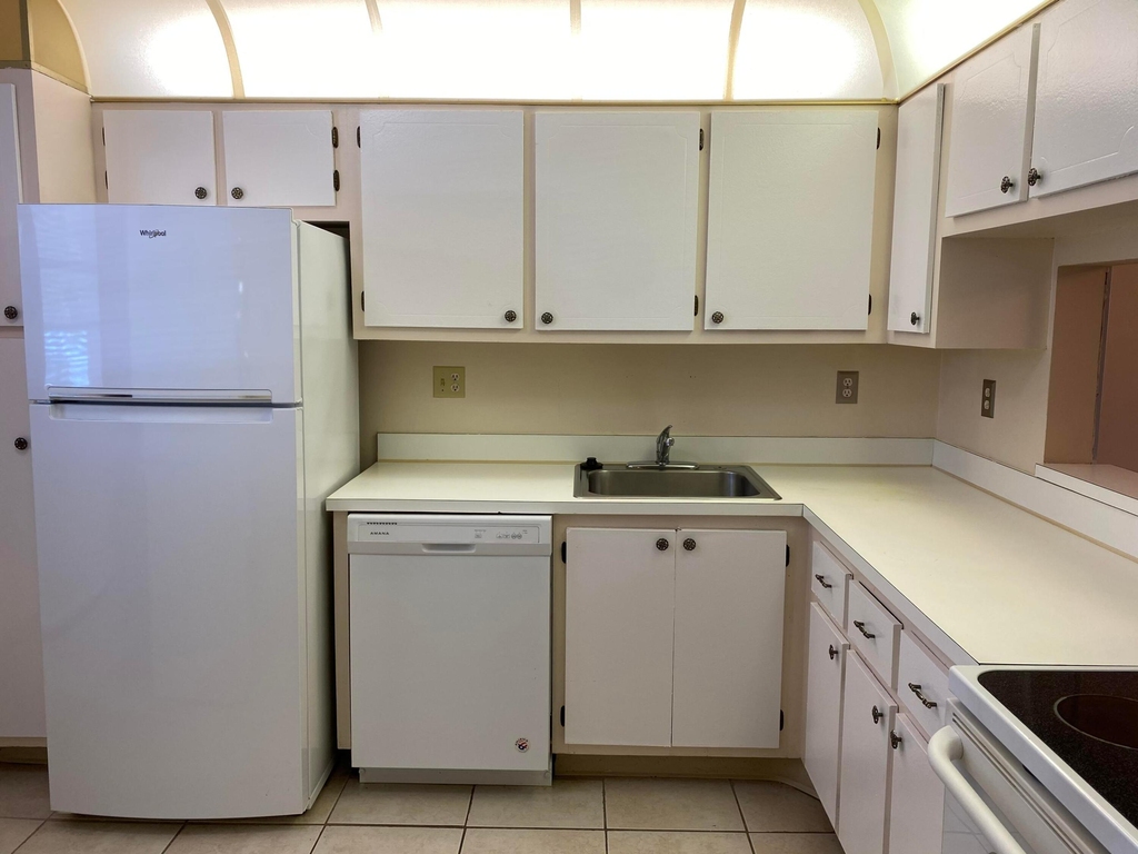 2500 Fiore Way - Photo 7