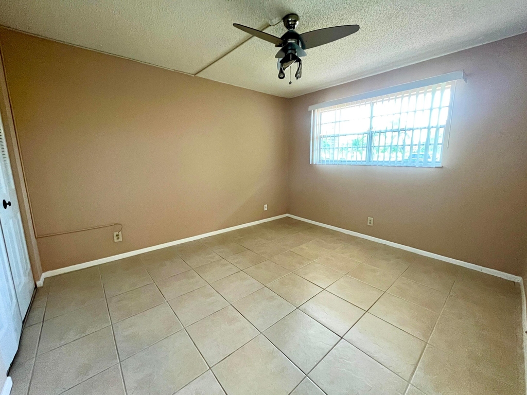 2500 Fiore Way - Photo 16