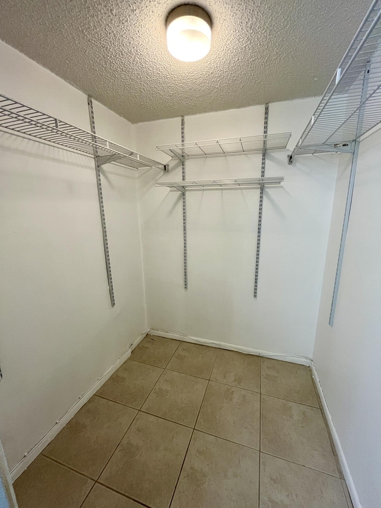 2500 Fiore Way - Photo 15