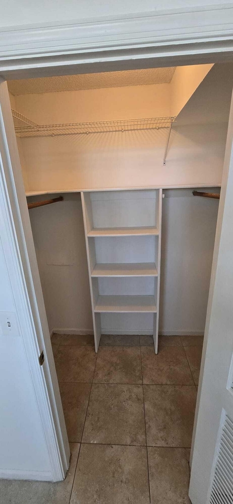9949 Sandalfoot Boulevard - Photo 17
