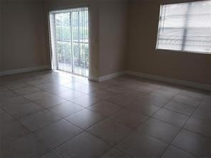 1227 Sw 46th Avenue - Photo 11