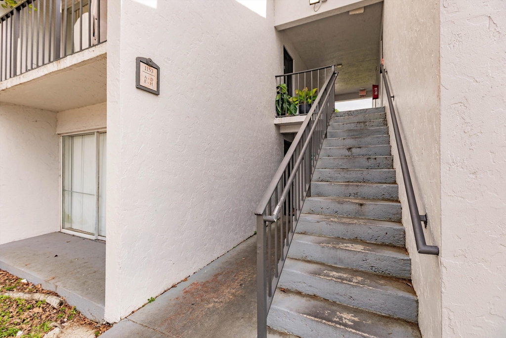 1153 Lake Victoria Drive - Photo 9