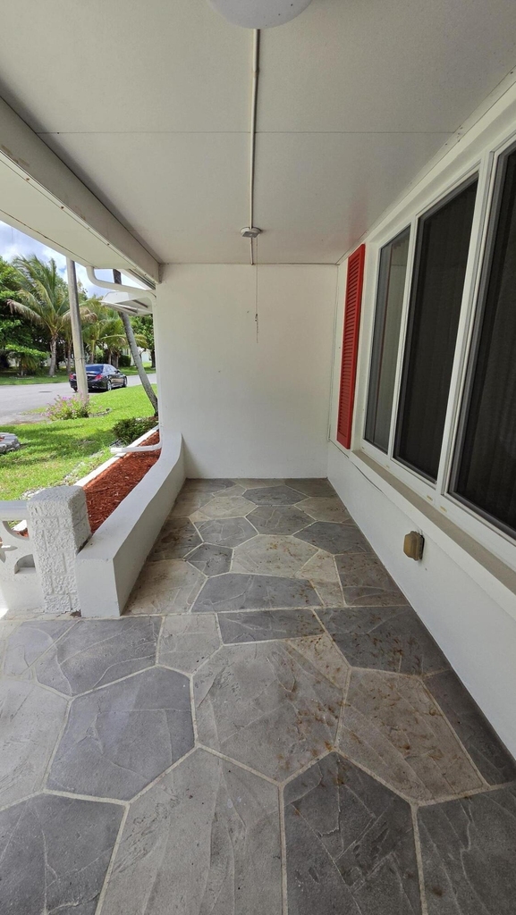 7002 Nw 71st Avenue - Photo 18