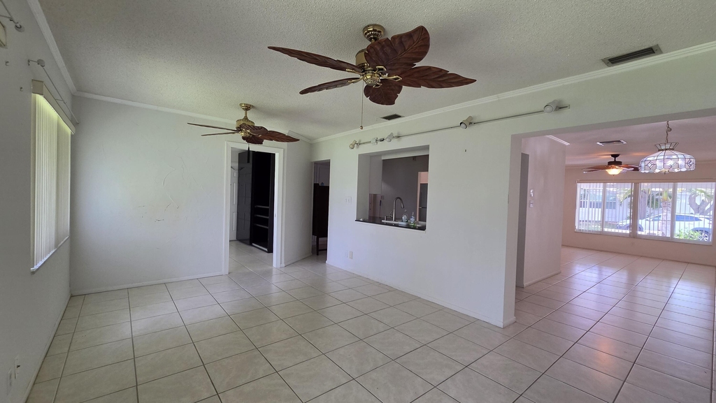 7002 Nw 71st Avenue - Photo 3
