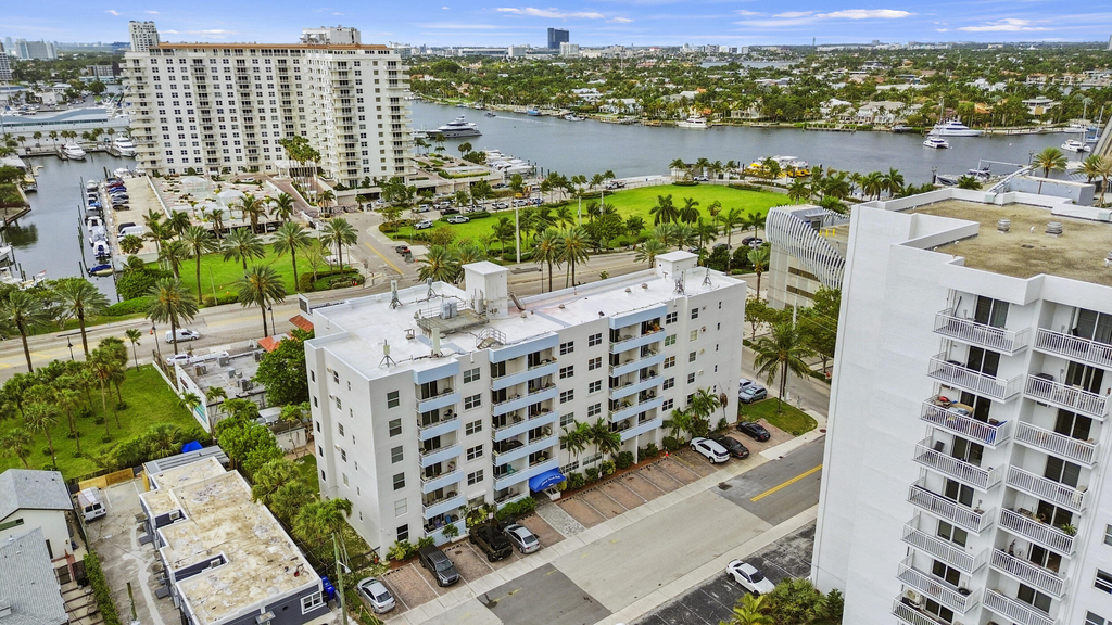 2900 Banyan Street - Photo 10