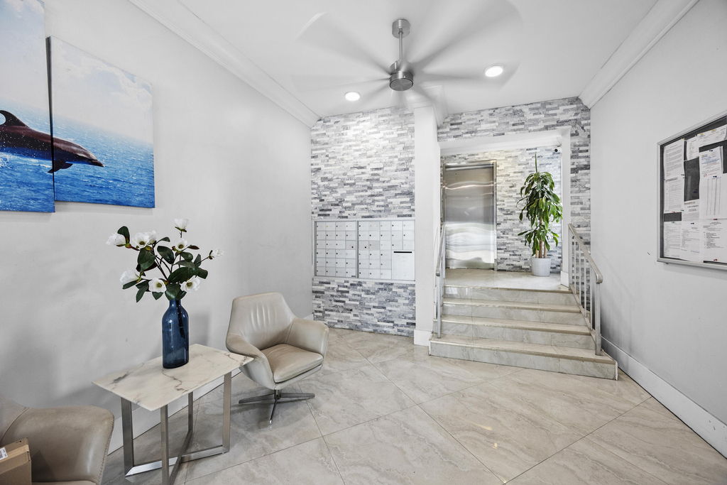 2900 Banyan Street - Photo 9