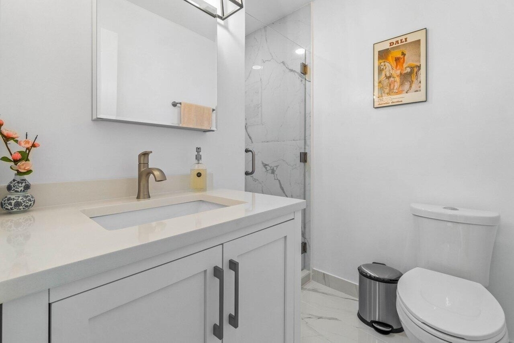2233 Dock Street - Photo 15