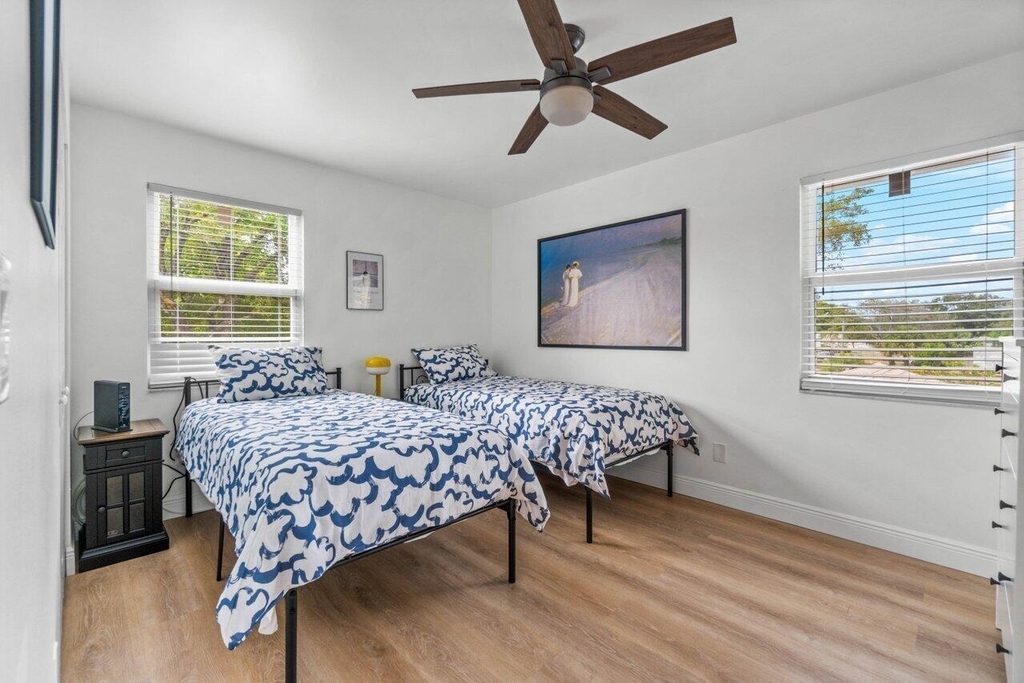 2233 Dock Street - Photo 27
