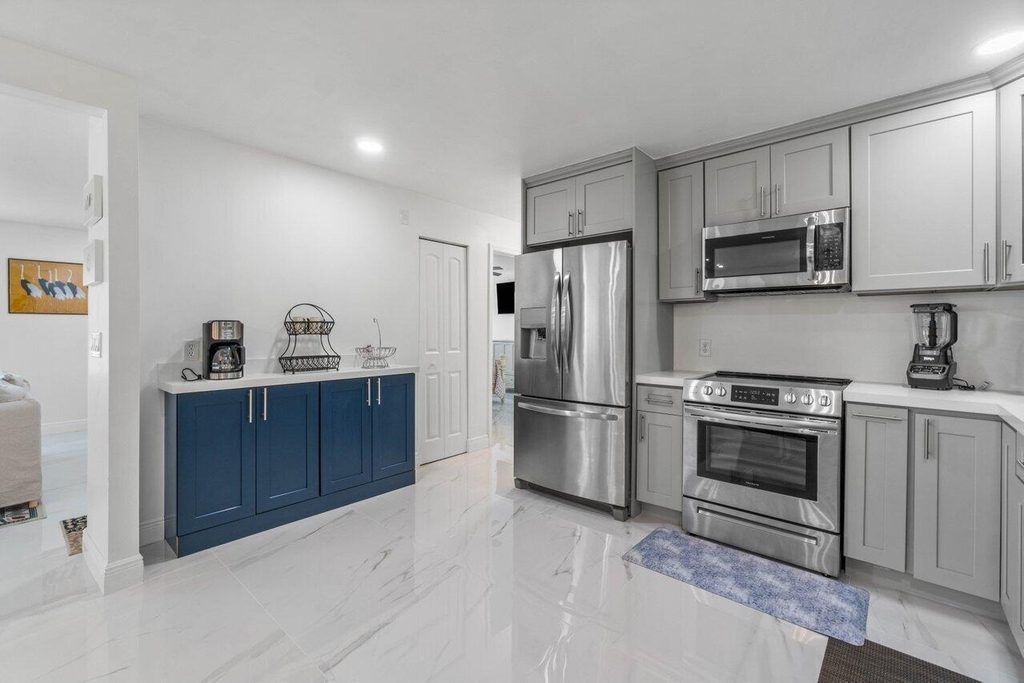 2233 Dock Street - Photo 13