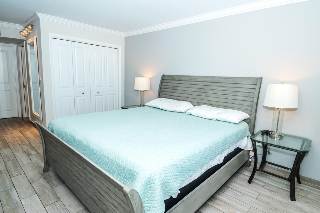 101 Briny Avenue - Photo 14